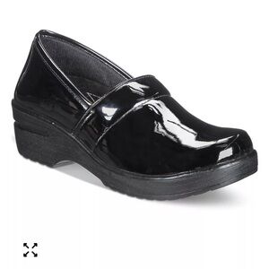 Easy Works By Lyndee Slip Resistant Clogs - Easy Street